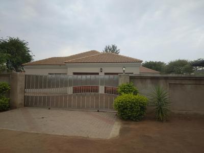 House For Sale in Gaborone North, Gaborone, Gaborone North