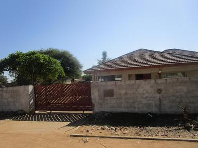 House For Sale in Mogoditshane , Gaborone, Mogoditshane 
